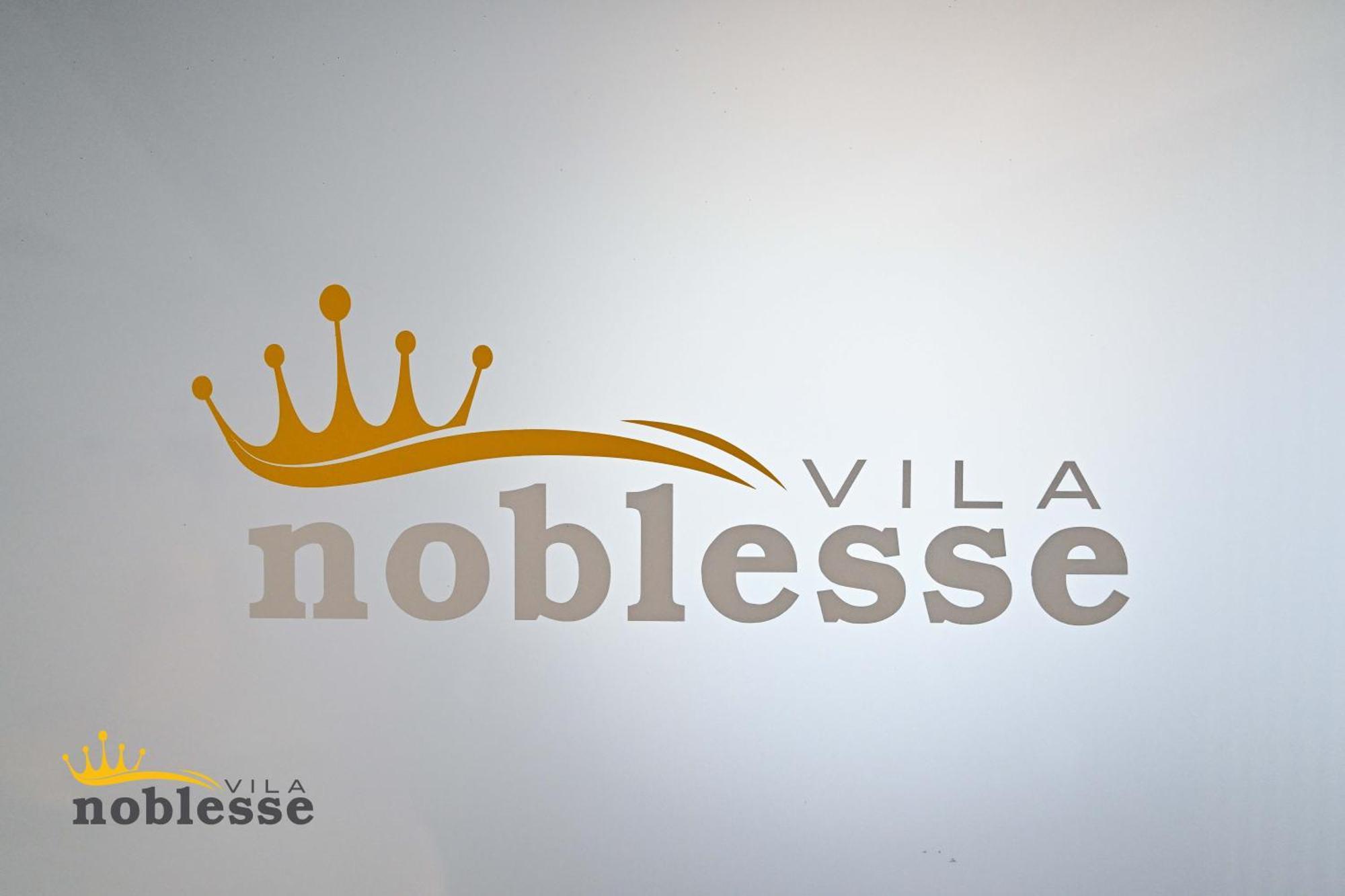 Vila Noblesse Sovata Eksteriør billede